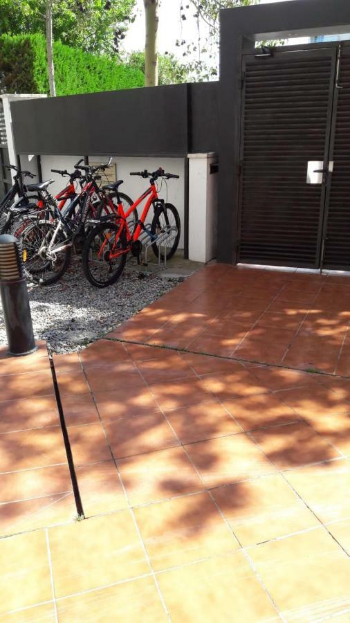 Apartamento Al Canal Roses Exterior photo